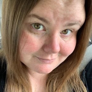 Meet your Posher, Lacey